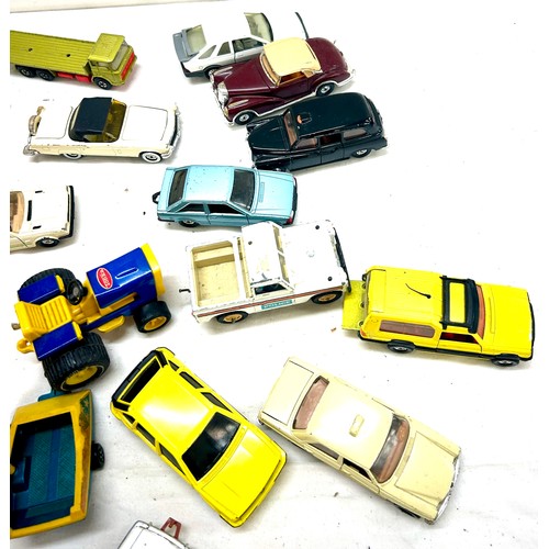 86 - Selection vintage toy diecast vehicles to include Matchbox, Corgi, etc