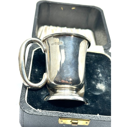 110 - Boxed vintage Silver christening mug Sheffield silver hallmarks