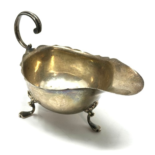 115 - Silver gravy boat weight 56g