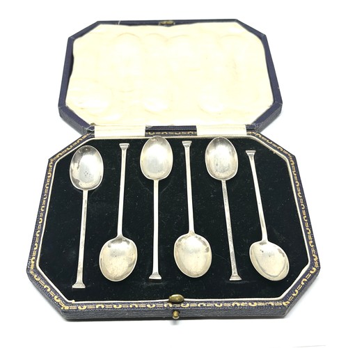 117 - Boxed set of 6 Silver tea spoons