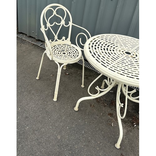 609 - Outdoor garden bistro set table and two chairs