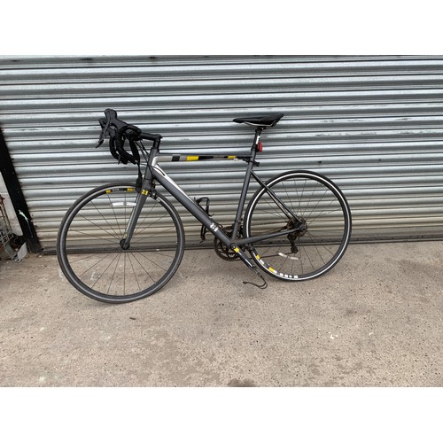 100M - Gents 13 intrinsic road bike