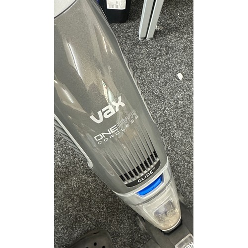 160A - Vax Onepwr Cordless Glide Hardfloor Wet & Dry Vacuum with  Rinse Tray - untested