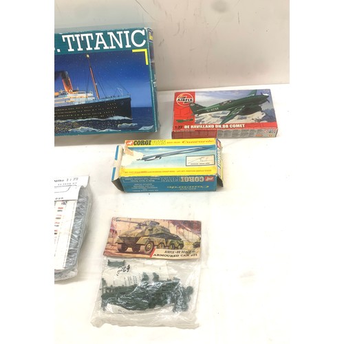 41 - Selection of  aircraft models to include Corgi, Revell Titantic model