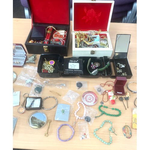 106 - Selection of ladies costume jewellery with jewellery box