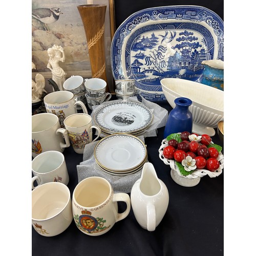 165 - Selection of collectable pottery to include biscuit barrel, blue and white meat plate, cutlery, mode... 