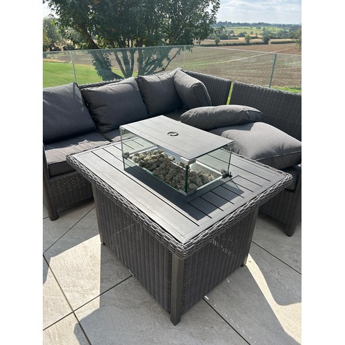 100Q - Corner outdoor rattan garden set with fire topped table, in need of a clean