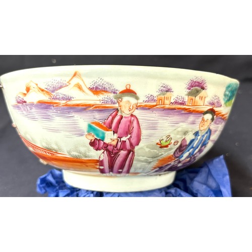 453 - Antique hand painted Chinese famille rose bowl, has been previously repaired, no makers markings,