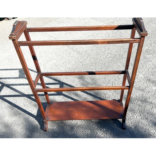 486 - Mahogany antique towel rail, approximate measurements: Height 37 inches, Width 28.5 inches, Depth 8 ... 