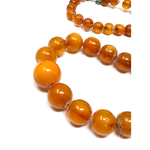 395 - Amber bead necklace weight 15.3g