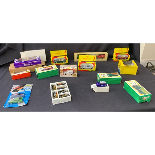 59 - Selection of boxed model cars to include Corgi Tractor, bus, BP tanker, Shell collection vehicles et... 