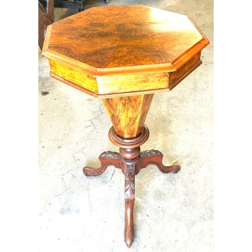 507 - Victorian walnut sewing table, approximate measurements: Height 30 inches, Diameter 19 inches