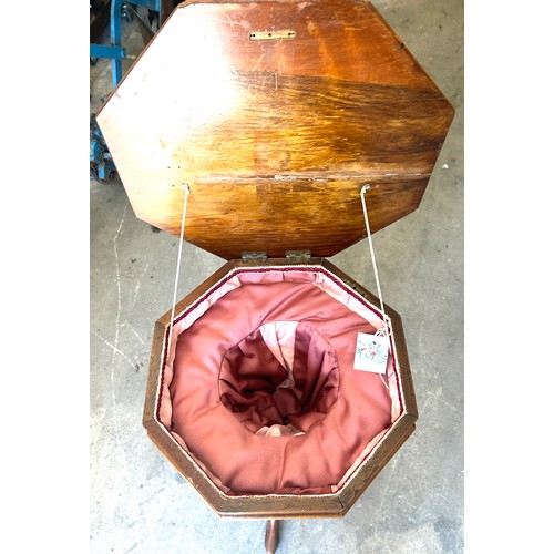 507 - Victorian walnut sewing table, approximate measurements: Height 30 inches, Diameter 19 inches