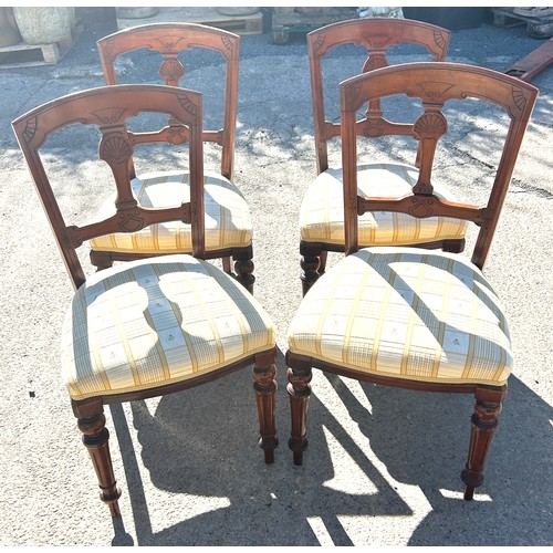 500 - 4 Victorian mahogany dining chairs