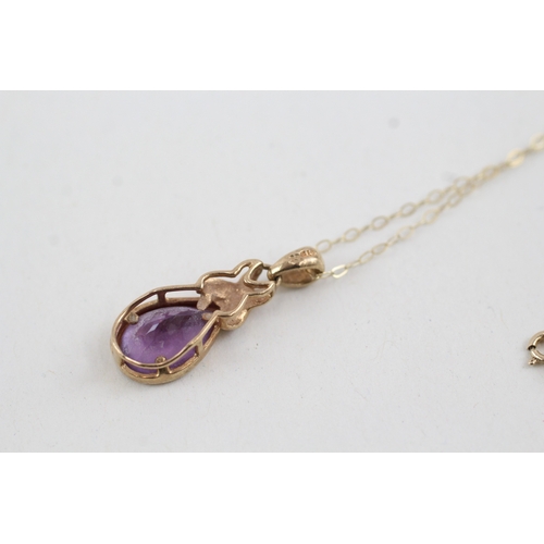 163 - 9ct gold amethyst pendant on chain (2g)