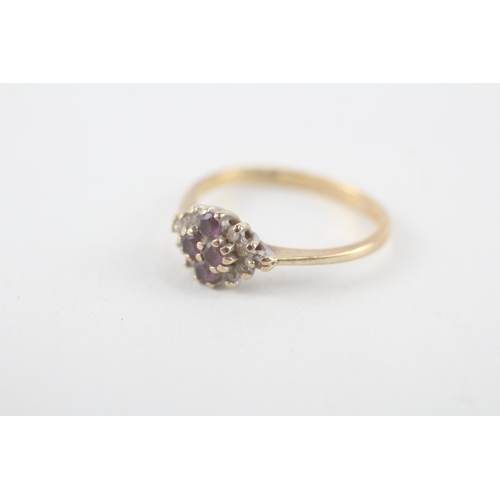 197 - 9ct gold amethyst and white gemstone set cluster ring (2g)