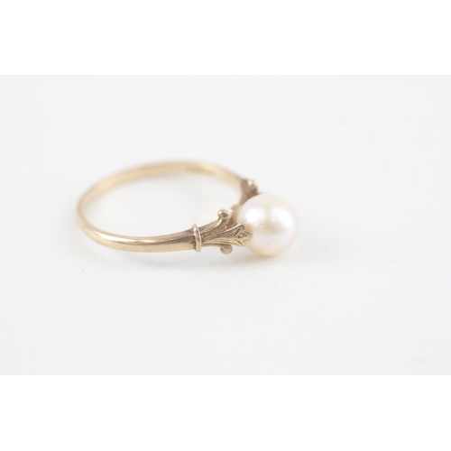 212 - 9ct gold pearl dress ring (1.7g)