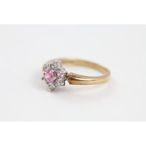 285 - 9ct gold white/pink cubic zirconia floral cluster ring (3.9g)