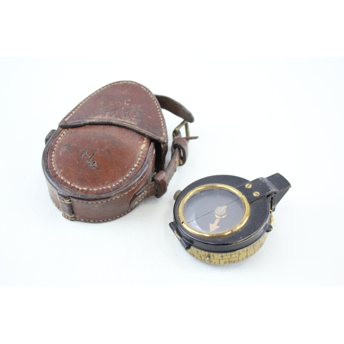 440 - WW1 Military British Officers Compass & Leather Case