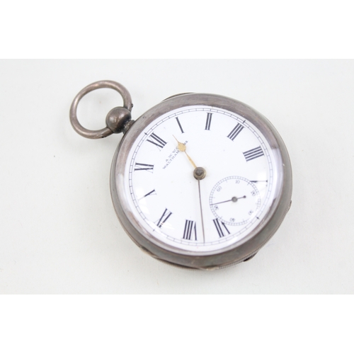 466 - Mens Vintage Engraved Open Face .925 Silver Pocket Watch Key-Wind Working