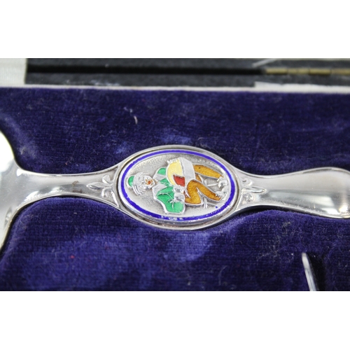 43 - .925 sterling christening gift feeding spoon & pusher w/ enamel, fitted case