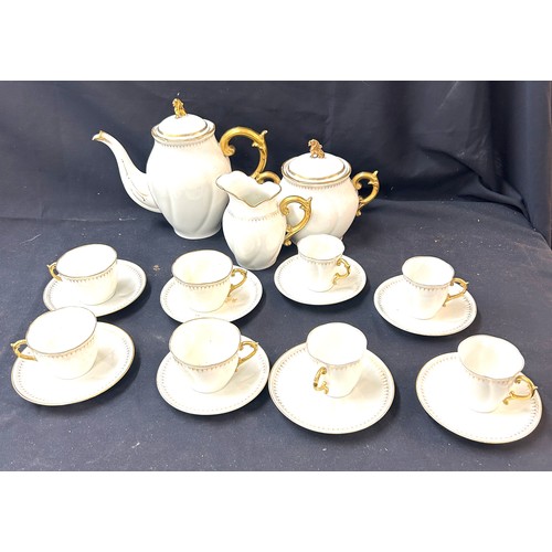 468 - Vintage part white tea service with gold detailing, to include 4 coffee cups and saucers, 4 tea cups... 