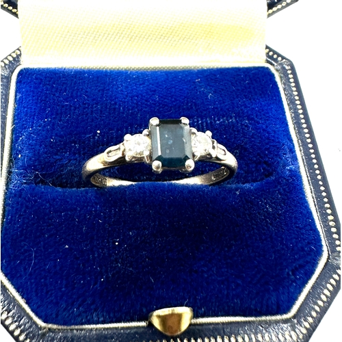 92 - 9ct gold sapphire & diamond ring weight 1.8g