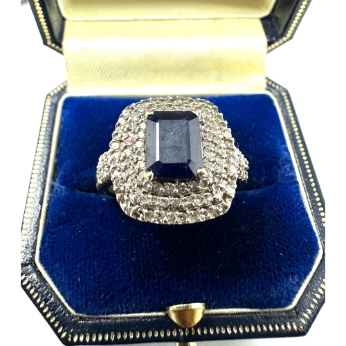 96 - 9ct gold sapphire & diamond ring weight 4.2g