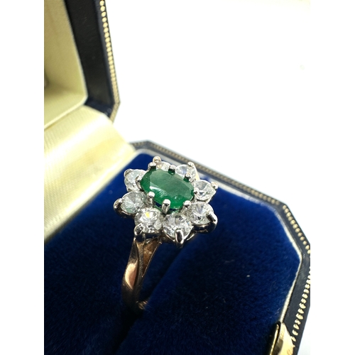 99 - 9ct gold emerald & white gemstone ring weight 2.5g