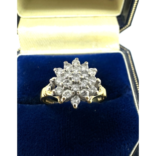 100 - 18ct gold diamond ring weight 3.5g .50ct diamonds