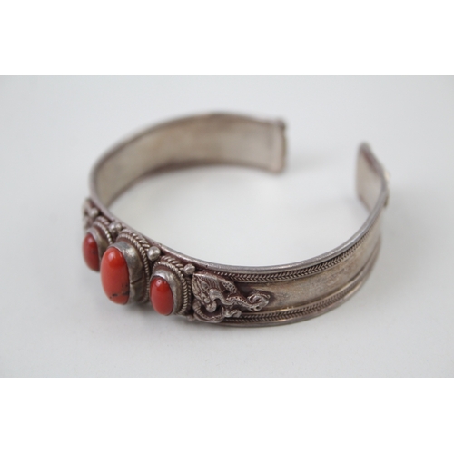 342 - Vintage Oriental Silver Cuff Bangle inc. Coral, Dragon Design 31g