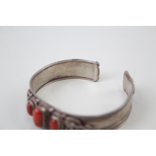 342 - Vintage Oriental Silver Cuff Bangle inc. Coral, Dragon Design 31g