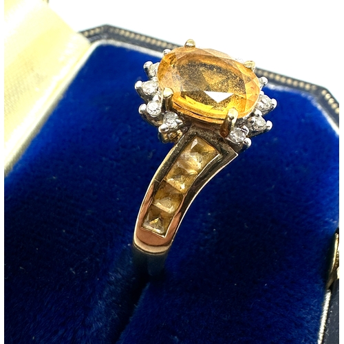 104 - 9ct gold citrine & diamond ring weight 2.9g