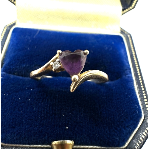 113 - 9ct gold amethyst & diamond ring weight 1.5g