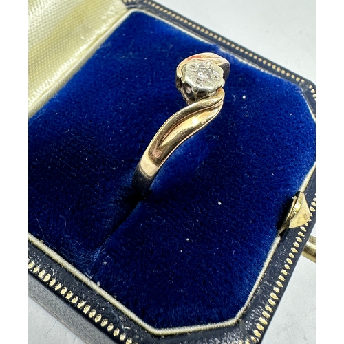 114 - 9ct gold diamond ring weight 2.4g