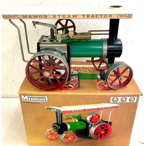 16 - Boxed Mamod stream tractor