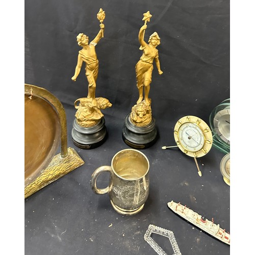 120 - Selection of vintage collectable items to include brass gong, clocks etc