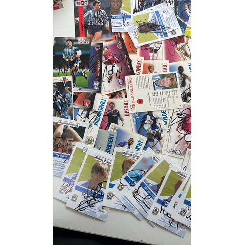 84 - Selection of vintage signed football trading cards signed by various players from Coventry City, Ply... 