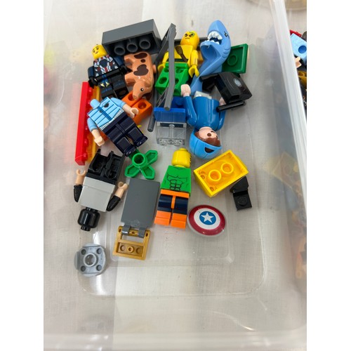 60 - Selection of Lego mini figures