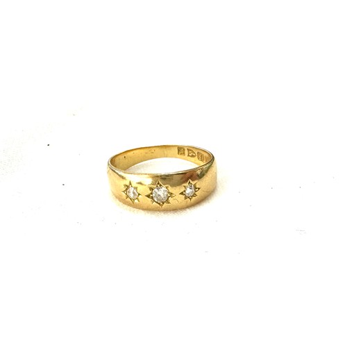 500 - 18ct gold diamond set ring total weight approximately 3.8g