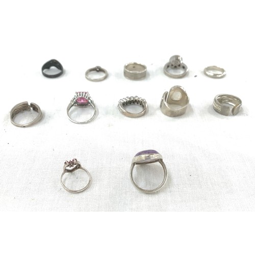 524 - 12 Hallmarked silver rings amethist, mood stone etc