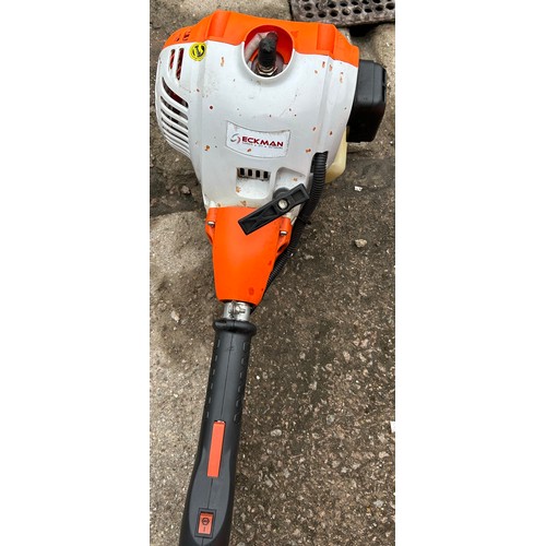 398 - 2 Stroke 30cc petrol extendable / adjustable hedge trimmer and branch  lopper with attachments