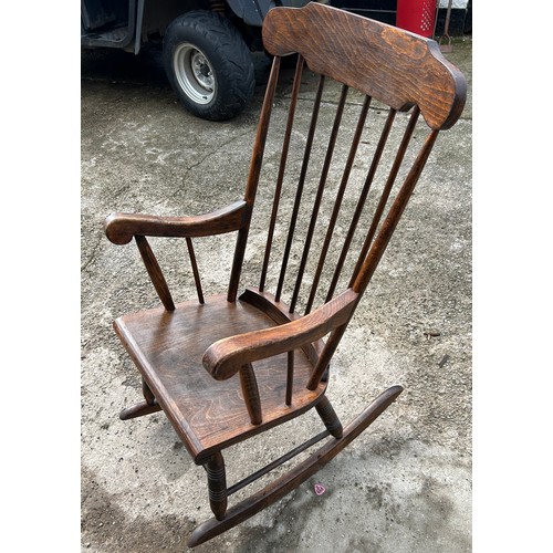 372 - Vintage oak rocking chair, overall height 41 inches