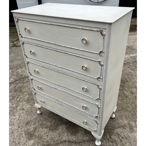 374 - 5 Drawer cream, with gilt detailing chest, Queen Anne legs, overall measurements: Height 41 inches, ... 