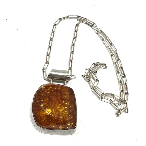 257 - large amber silver pendant necklace weight 32g