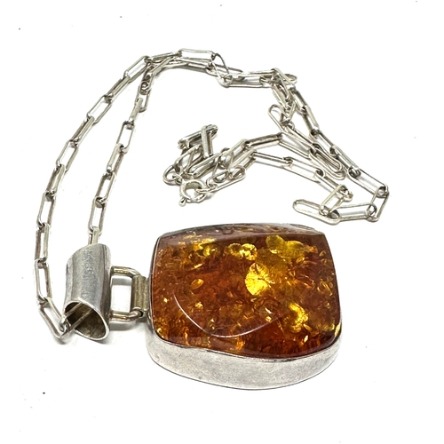 257 - large amber silver pendant necklace weight 32g