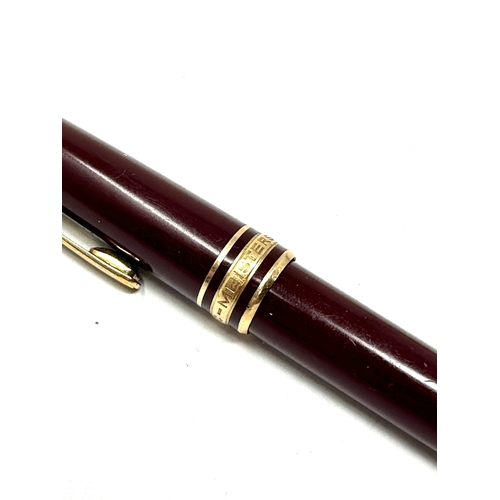 461 - Montblanc Meisterstuck Burgundy 4810 14k Fountain Pen -