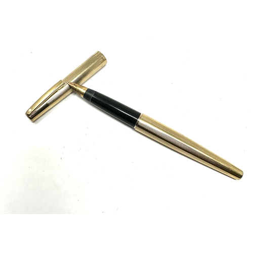 470 - Gold plated 14ct gold nib sheaffer fountain pen