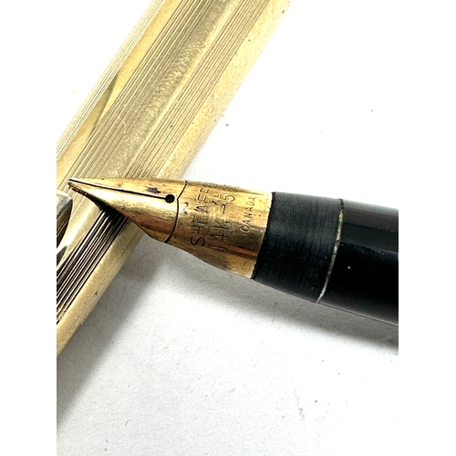 470 - Gold plated 14ct gold nib sheaffer fountain pen