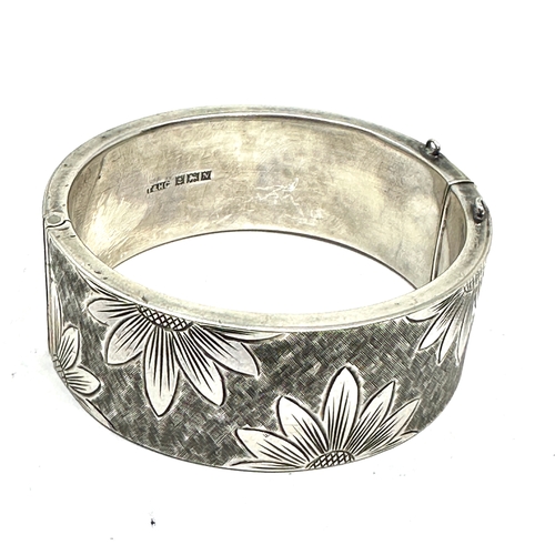 264 - Vintage silver Cuff bangle measures approx 2.5cm wide weight 61g